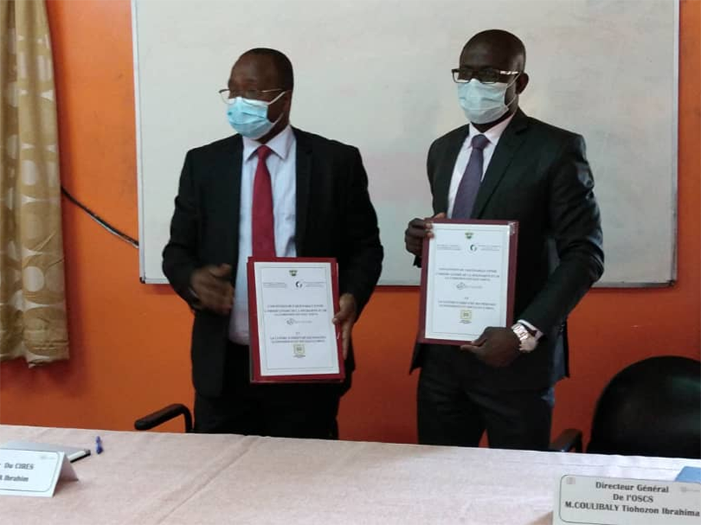 SIGNATURE DE CONVENTION ENTRE LE CIRES ET L'OSCS